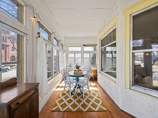 view of sunroom / solarium