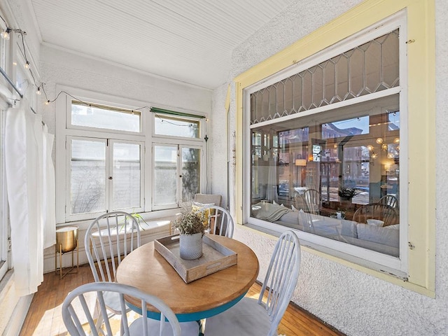 view of sunroom / solarium