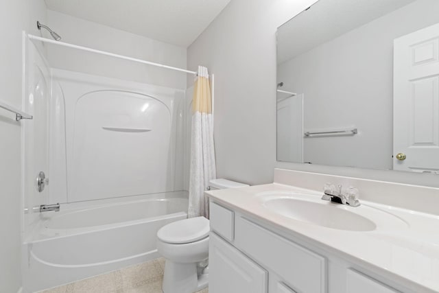 15721 France Way Unit 1312, Apple Valley, MN 55124 - full bath featuring shower / bath combo with shower curtain, toilet, and vanity