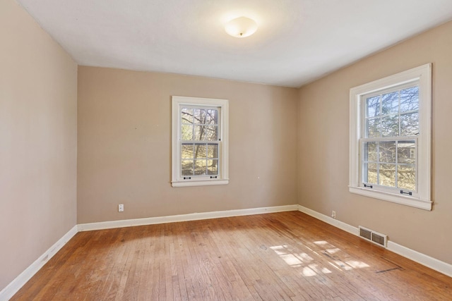 2148 Delaware Ave, Sunfish Lake, MN 55118 - empty room featuring light wood finished floors and baseboards