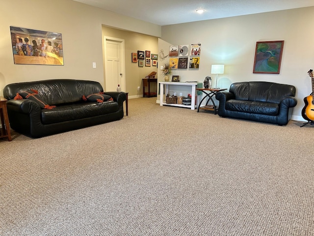 living room with carpet flooring and baseboards