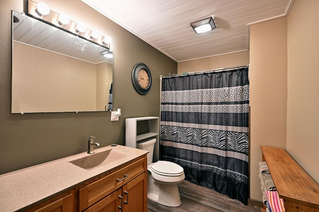 full bath featuring wooden ceiling, a shower with shower curtain, vanity, and toilet