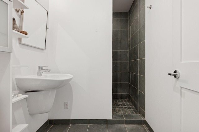 2049 Broadway St, Marine On Saint Croix, MN 55047 - full bathroom featuring a tile shower
