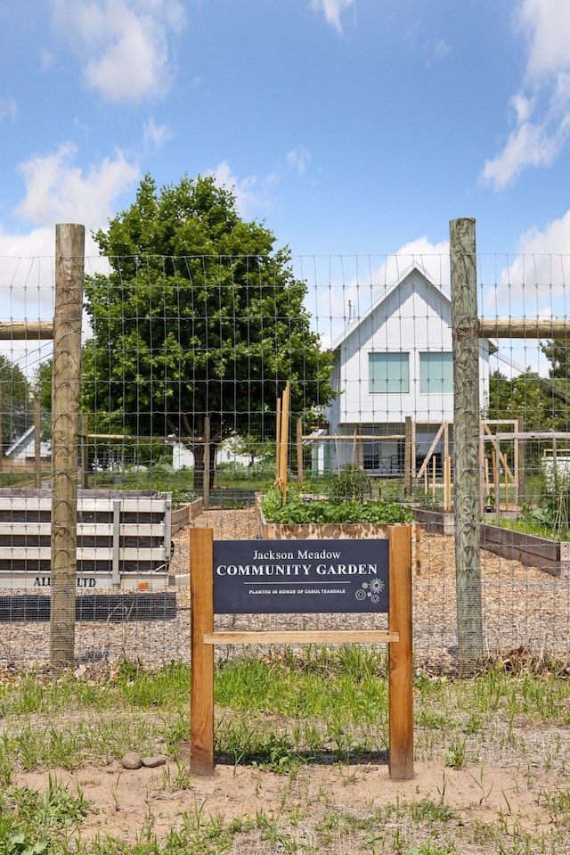 2049 Broadway St, Marine On Saint Croix, MN 55047 - surrounding community