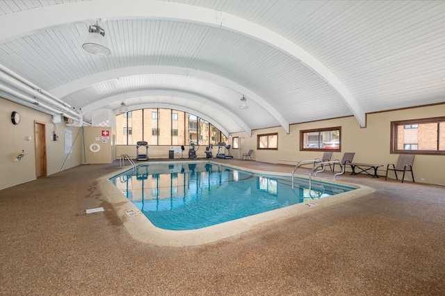 5430 Three Points Blvd Unit 131, Mound, MN 55364 - view of indoor community pool