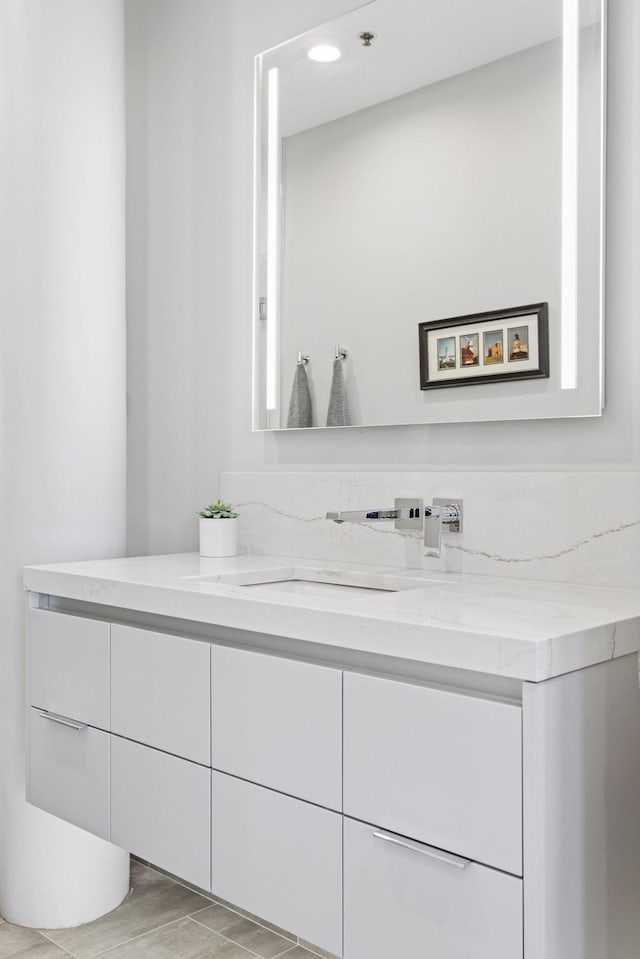 bathroom with vanity