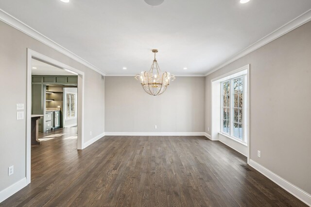 10 Saint Albans Rd E, Hopkins, MN 55305 - unfurnished room with ornamental molding, dark wood-style flooring, baseboards, and recessed lighting