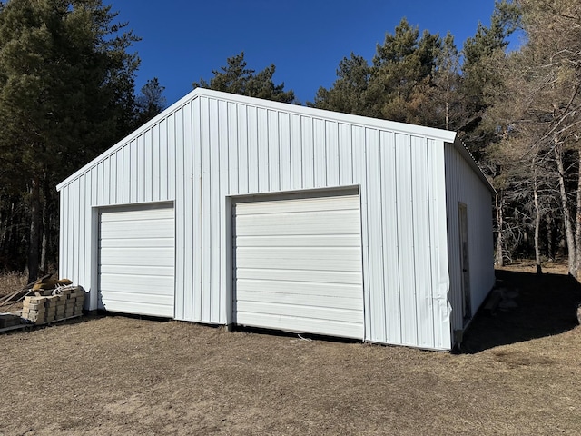 view of detached garage