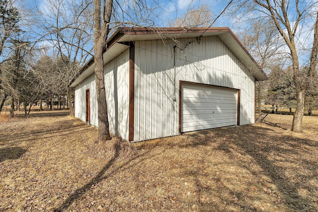 view of detached garage