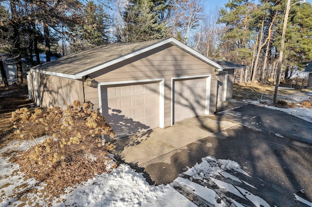 detached garage with driveway