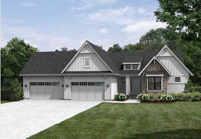 view of front facade featuring driveway, a front lawn, and a shingled roof