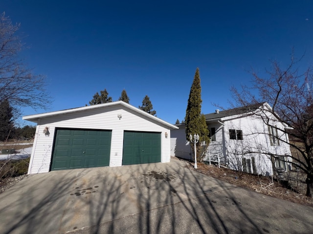 view of detached garage