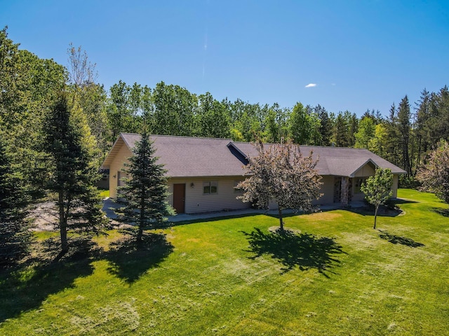 15633 Explorer Ln, Park Rapids, MN 56470 - view of front facade featuring a front lawn