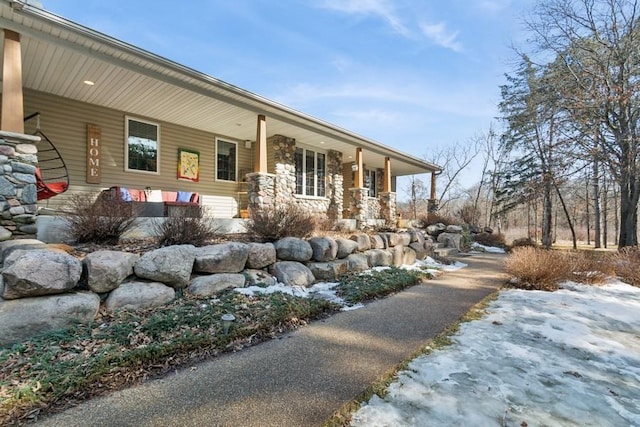 view of front of house with covered porch