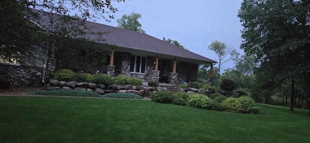 view of front of home featuring a porch