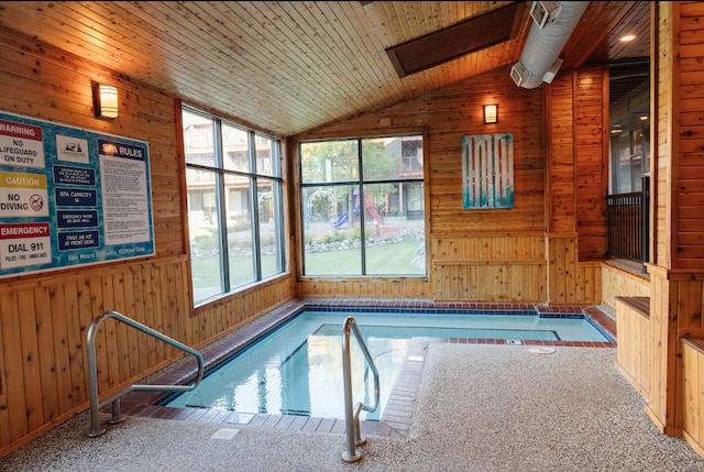 view of swimming pool featuring a pool