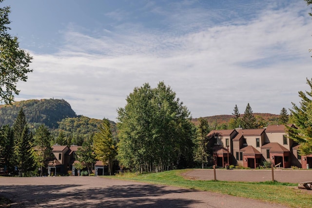 mountain view featuring a residential view