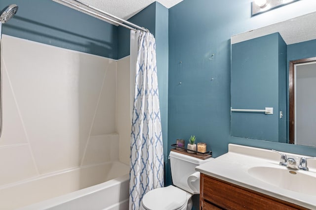 full bathroom featuring a textured ceiling, vanity, toilet, and shower / bathtub combination with curtain