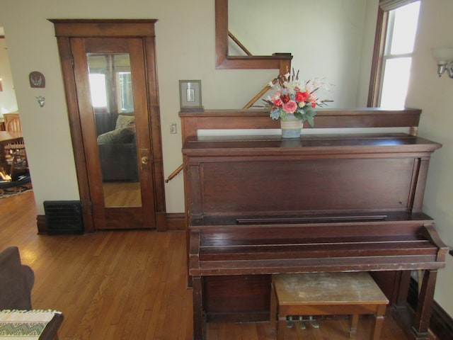 interior details with wood finished floors