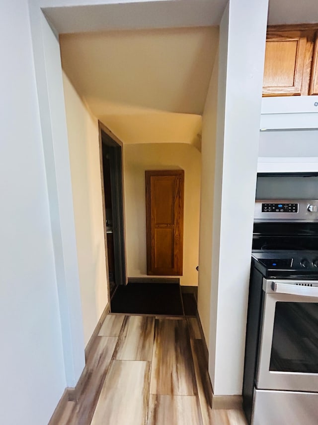 1789 Glynview Trl, Faribault, MN 55021 - hall with wood finished floors and baseboards