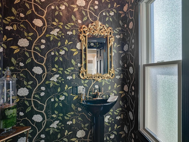 details with wallpapered walls