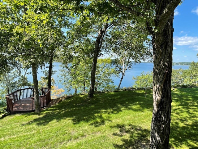 view of yard with a water view