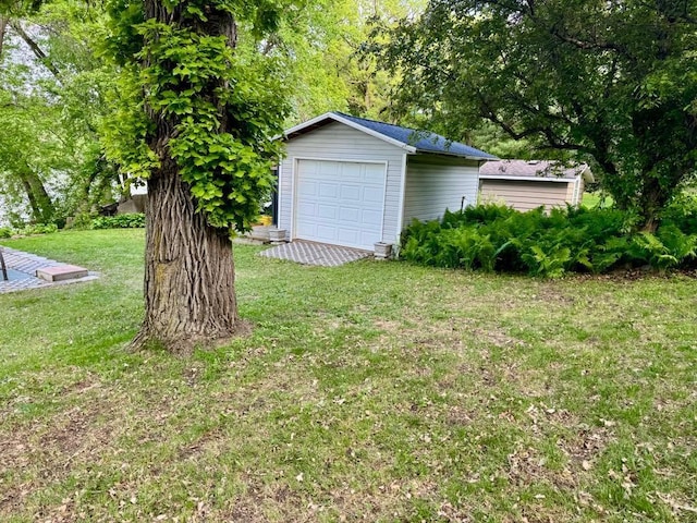 344 Riverside Ave S, Sartell, MN 56377 - view of grassy yard with an outdoor structure