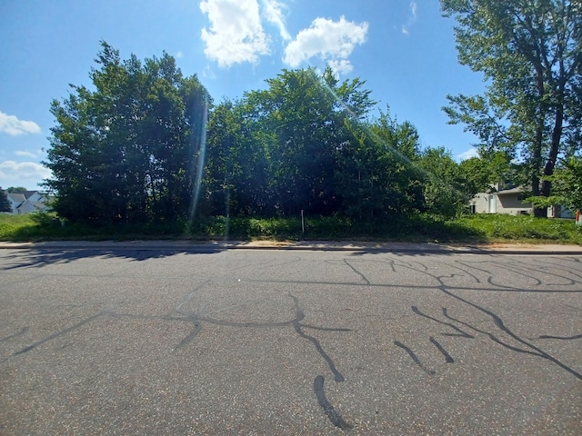 Listing photo 4 - caption unavailable