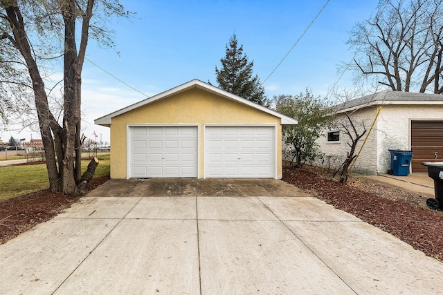 view of detached garage