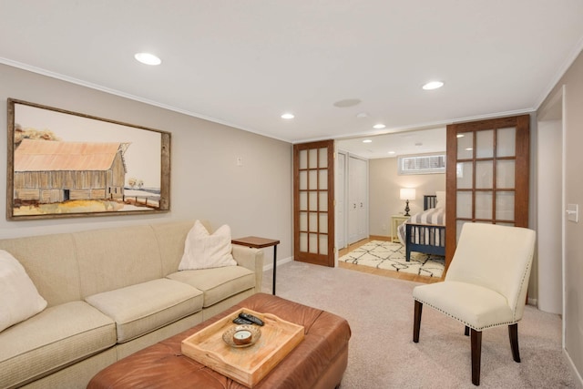 carpeted living room with baseboards, crown molding, and recessed lighting