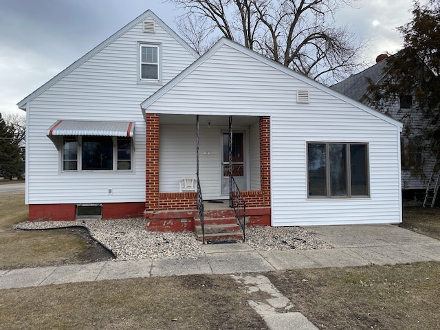 view of front of property with covered porch