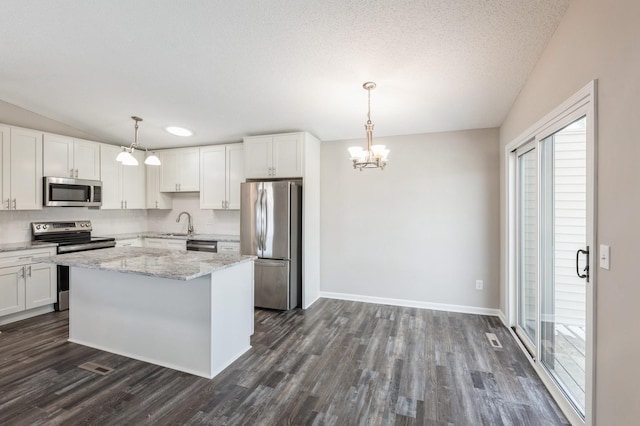 2584 76th St E, Inver Grove Heights, MN 55076 - photo 8