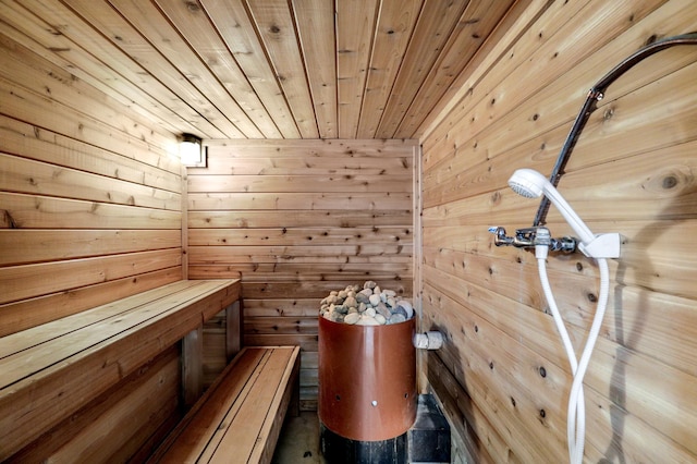 view of sauna / steam room