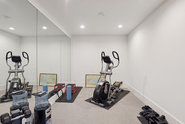 workout room with carpet, recessed lighting, and baseboards