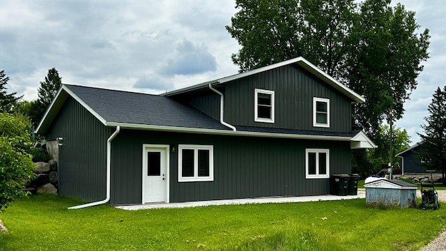 17170 Highview Ave, Minnewaska Twp, MN 56334 - rear view of property with a lawn
