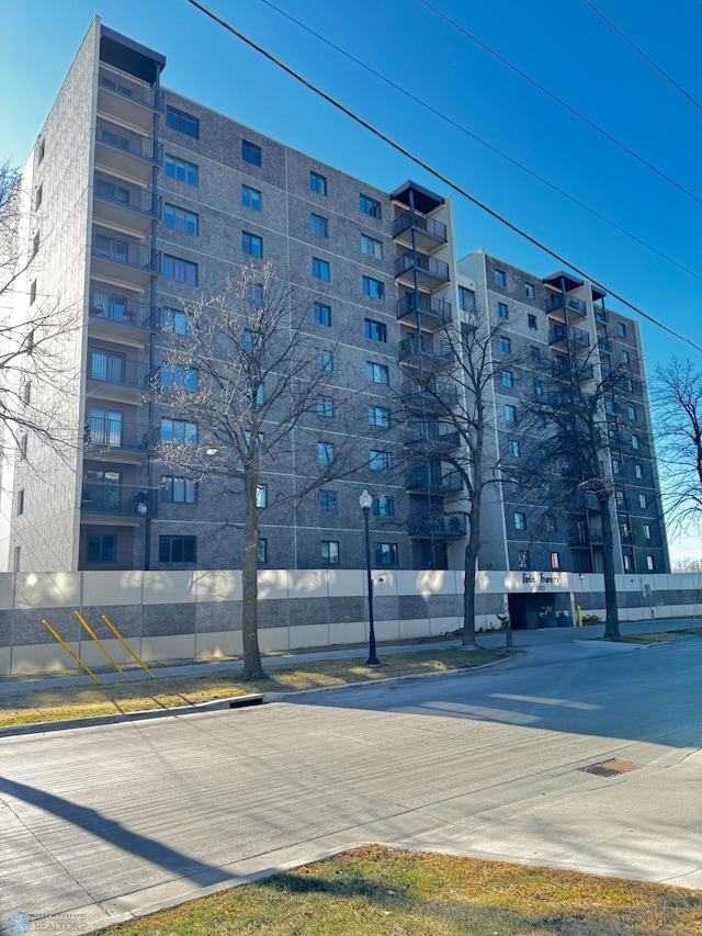 1110 3rd Ave N Unit 704E, Fargo, ND 58102 - view of property