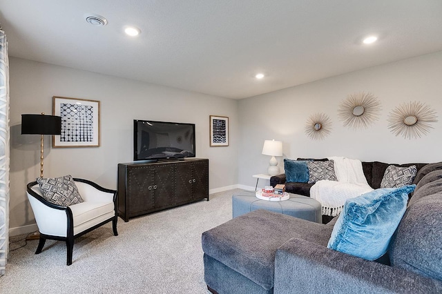 living room featuring carpet floors, recessed lighting, visible vents, and baseboards