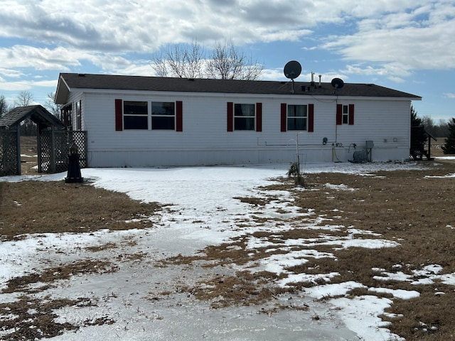 view of front of house