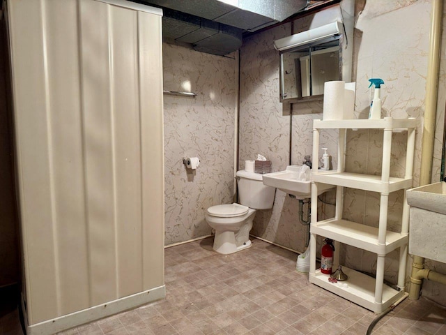 1001 1st Ave NW, Pelican Rapids, MN 56572 - bathroom featuring toilet