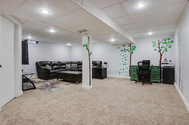 living room with baseboards, visible vents, carpet floors, recessed lighting, and a drop ceiling