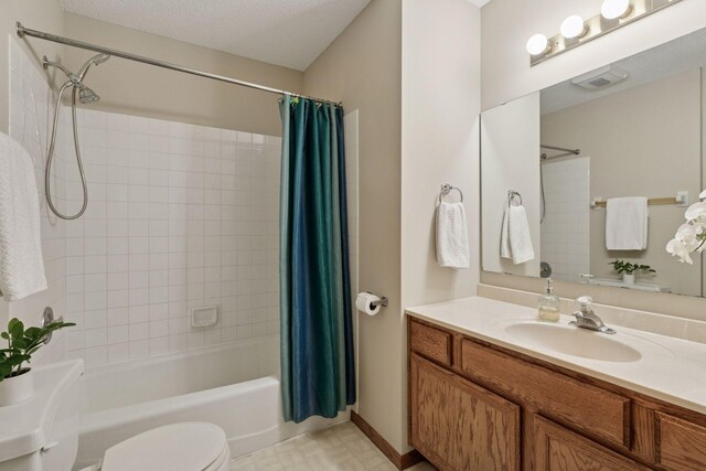 18884 Pennington Ave, Eden Prairie, MN 55346 - bathroom with vanity and shower / tub combo