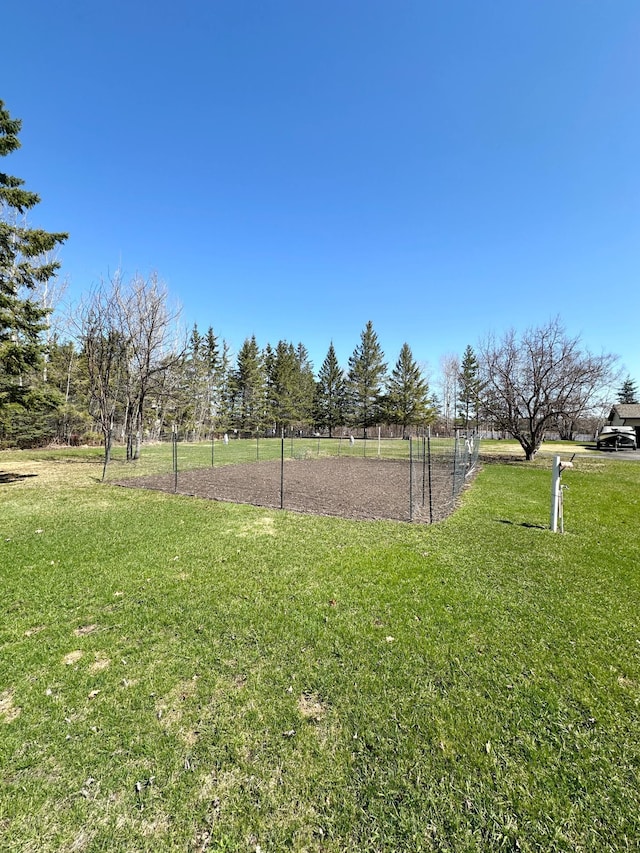 1421 Riverside Dr NW, Baudette, MN 56623 - view of grassy yard