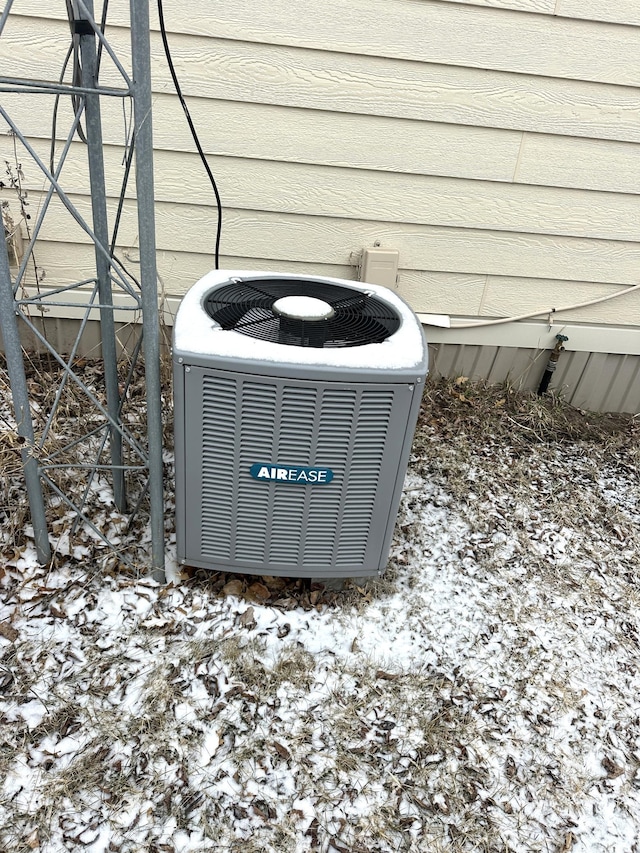1421 Riverside Dr NW, Baudette, MN 56623 - exterior view of a central air condition unit