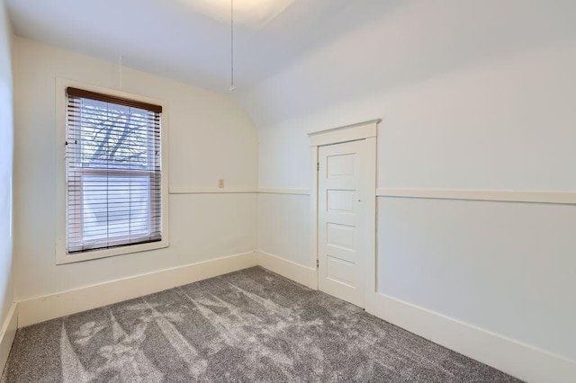 4250 32nd Ave S, Minneapolis, MN 55406 - carpeted empty room featuring baseboards and lofted ceiling