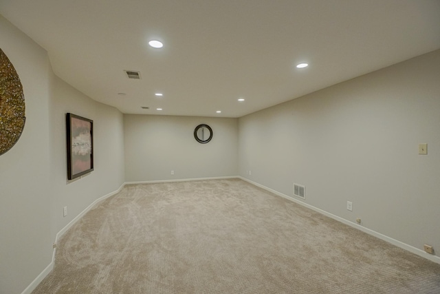 5920 Colfax Ave S, Minneapolis, MN 55419 - unfurnished room featuring light colored carpet, recessed lighting, and baseboards