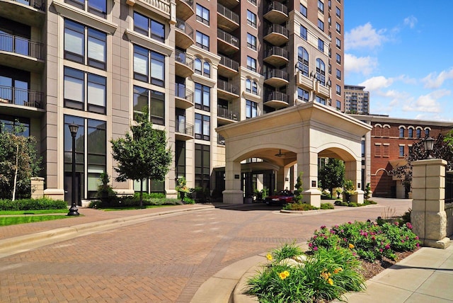 500 Grant St Unit 807, Minneapolis, MN 55404 - view of building exterior