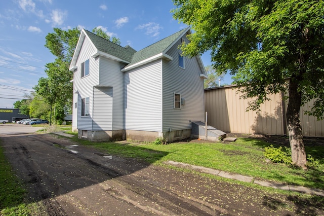 view of side of home