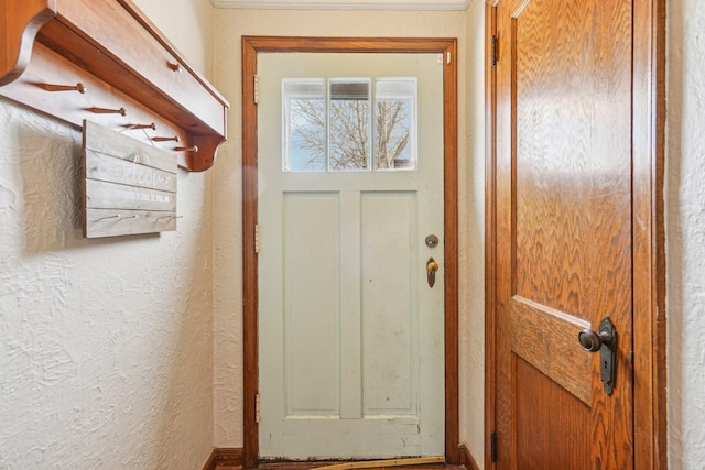 entryway featuring a textured wall