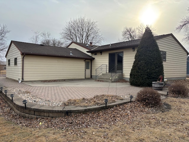 view of front of home featuring a patio