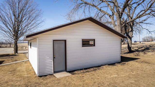 view of outbuilding featuring an outbuilding